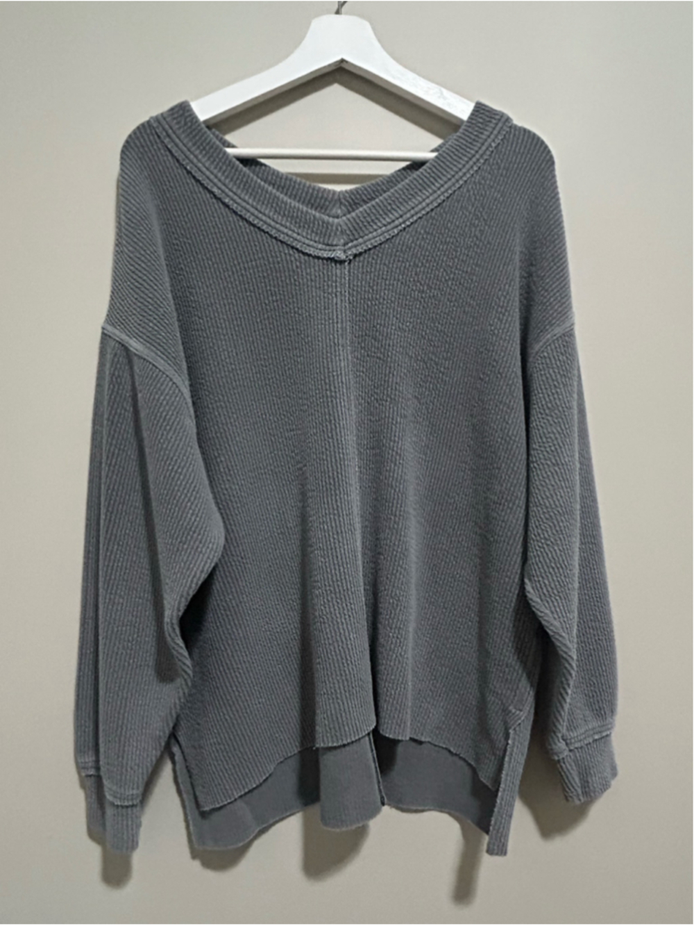 Aerie V-Neck Waffle Knit Oversized Sweater Grey Size M